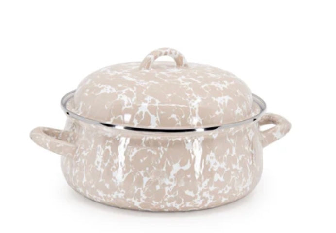 Golden Rabbit Dutch Oven Taupe