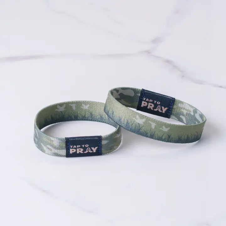 Versible 'Tap to Pray' Bracelet