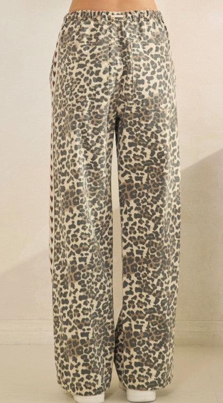 Leopard Side Stripe Brown Heart Wide Legged Pant